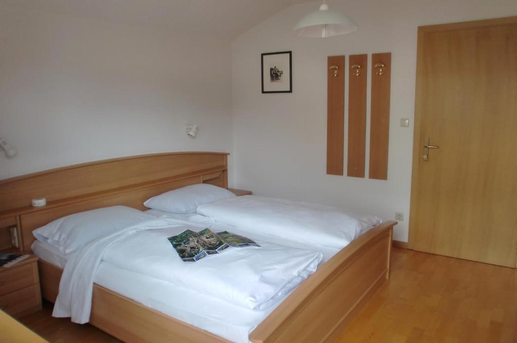 Hotel Viktoria Castelrotto Pokój zdjęcie