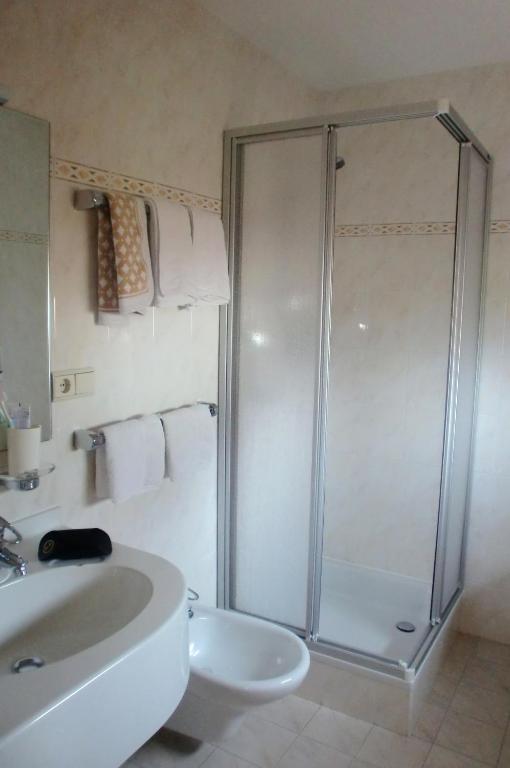 Hotel Viktoria Castelrotto Pokój zdjęcie