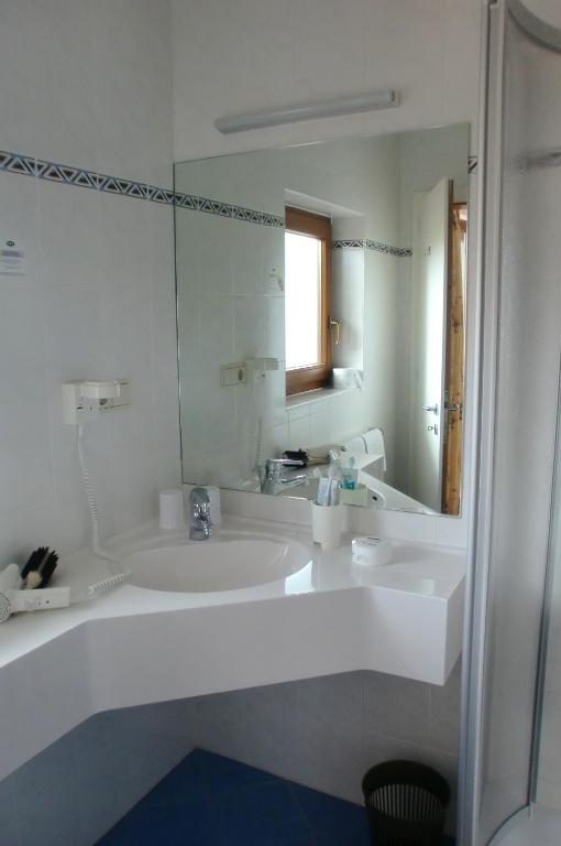 Hotel Viktoria Castelrotto Pokój zdjęcie