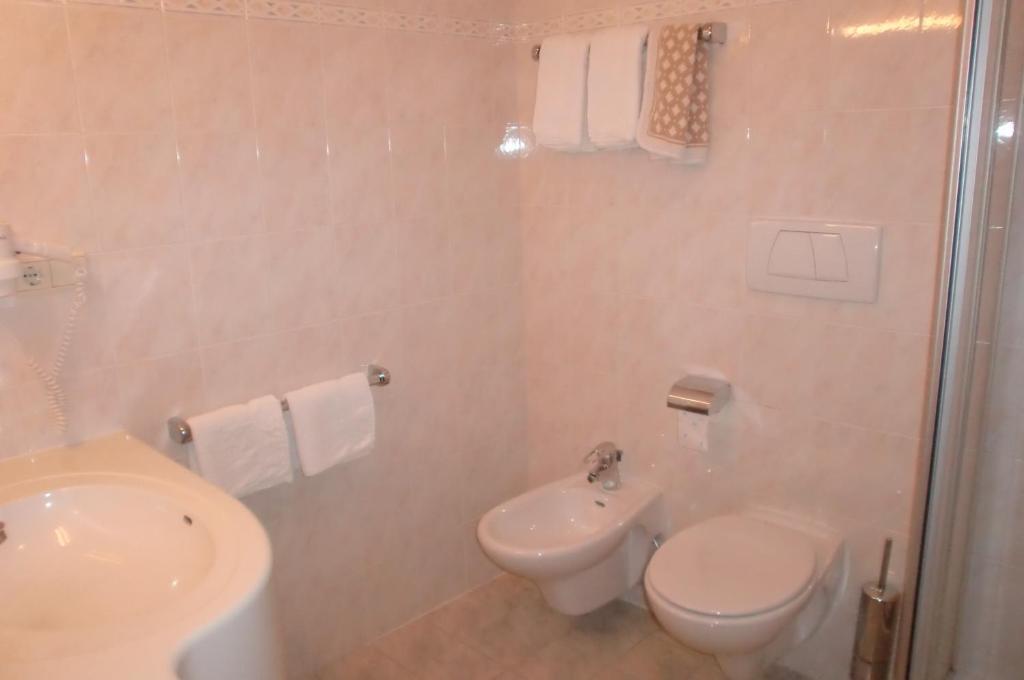 Hotel Viktoria Castelrotto Pokój zdjęcie